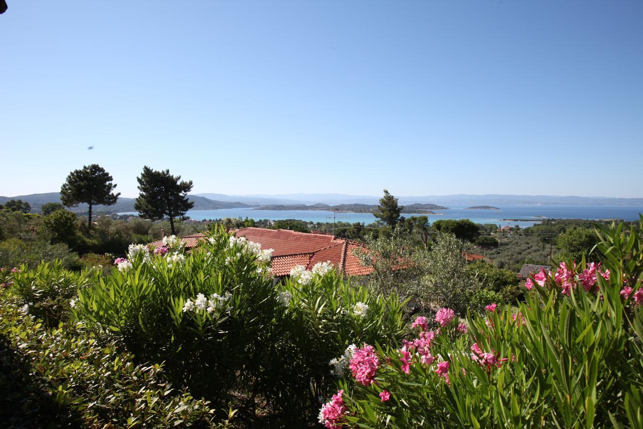 Elena Apartments & Studios Vourvourou Bagian luar foto